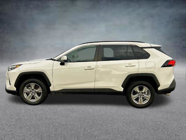 Used 2025 Toyota RAV4 XLE FWD image 9