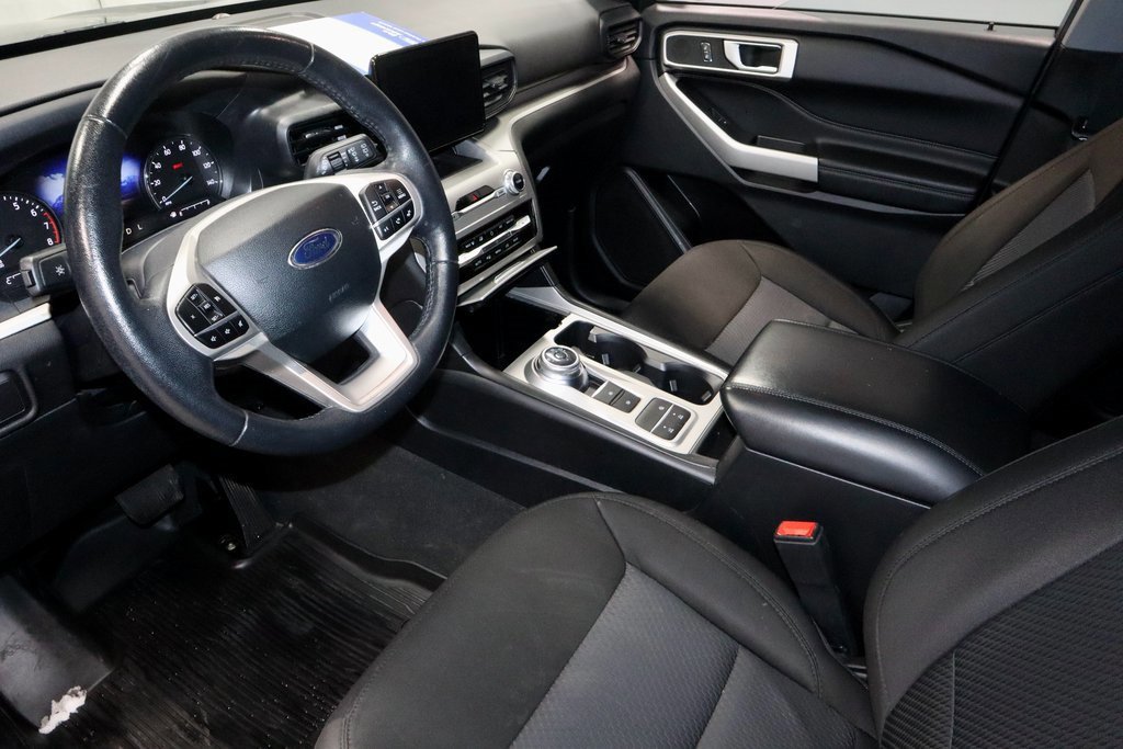 Certified 2022 Ford Explorer XLT image 25