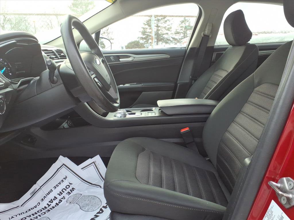 Certified 2020 Ford Fusion SE image 14