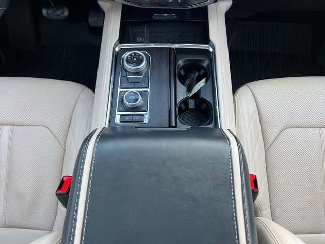 Certified 2023 Ford Expedition Platinum image 24