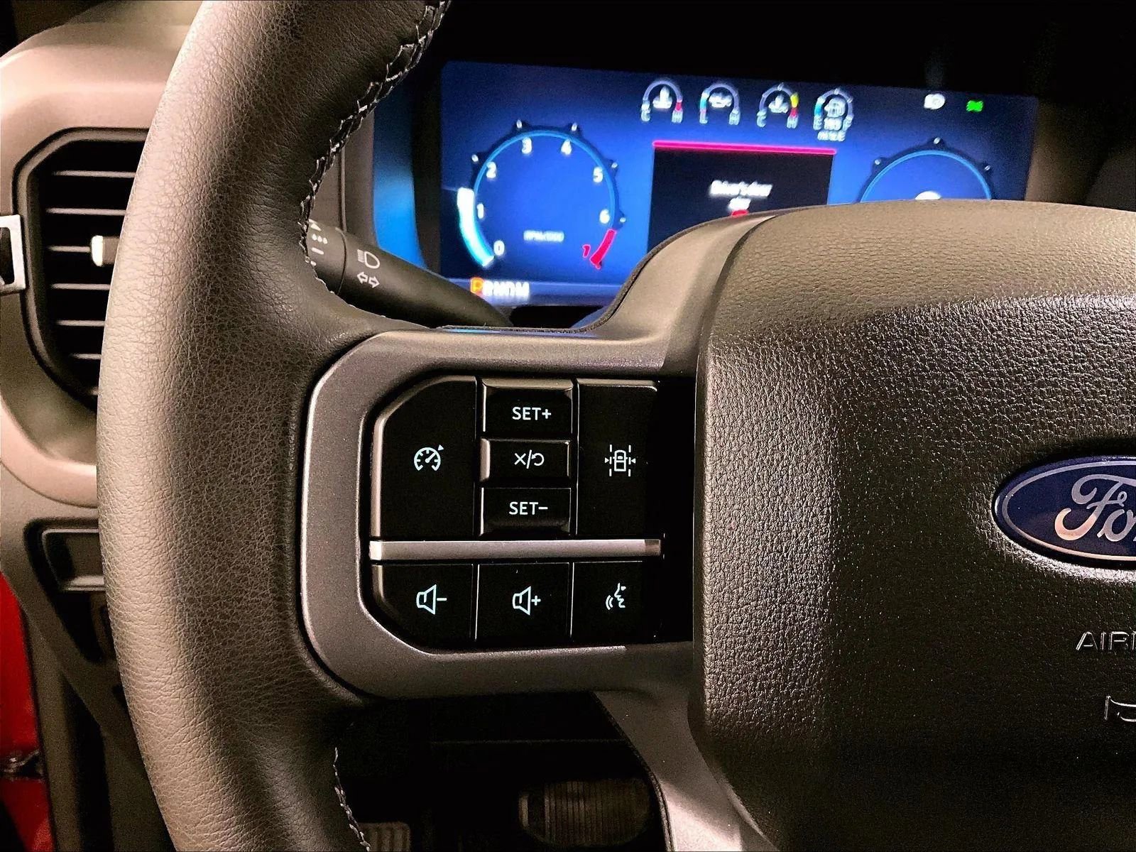 Certified 2025 Ford F150 XLT w/ Equipment Group 301A Standard AWD/4WD image 17