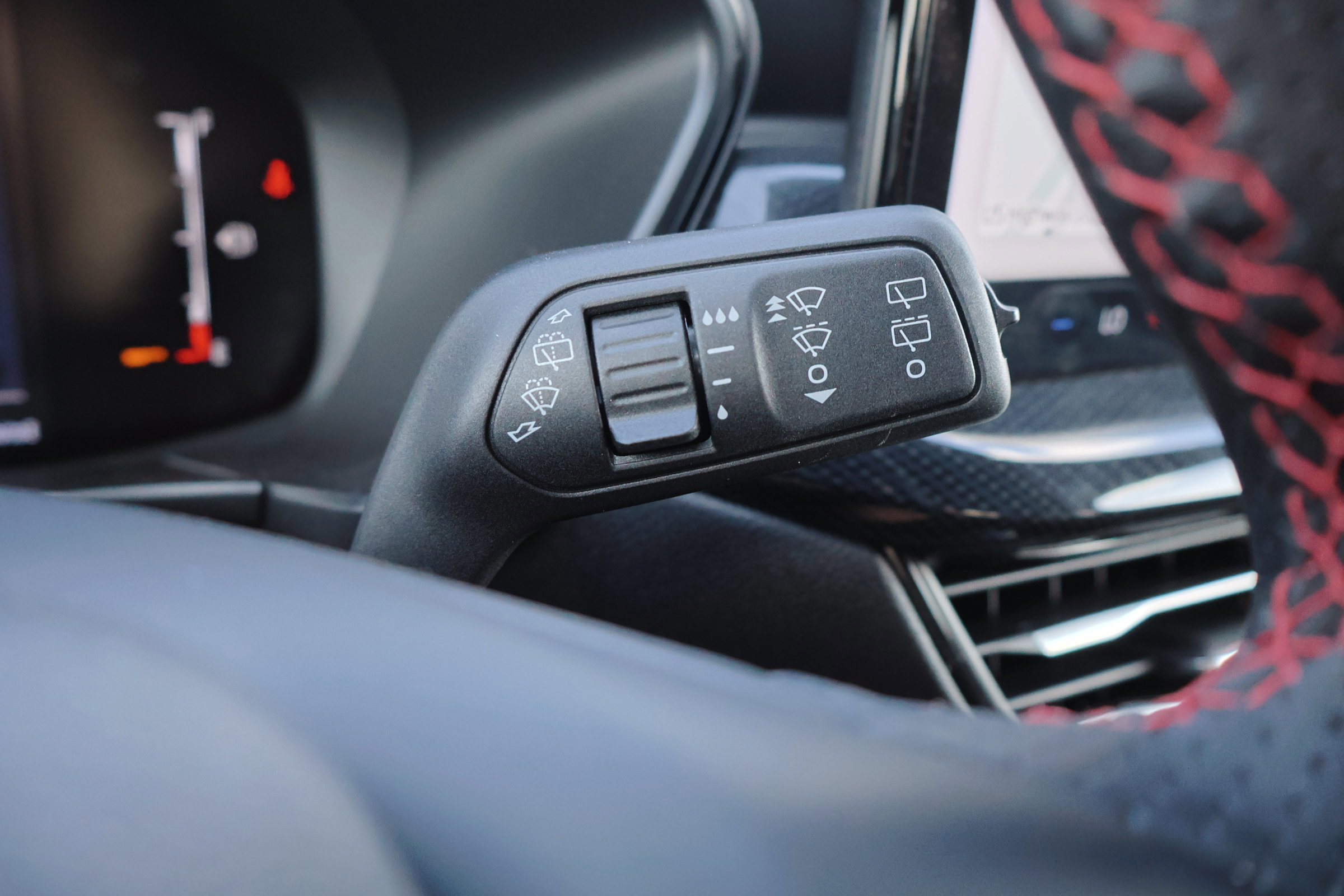 Certified 2024 Ford Escape ST-Line w/ Equipment Group 301A image 26