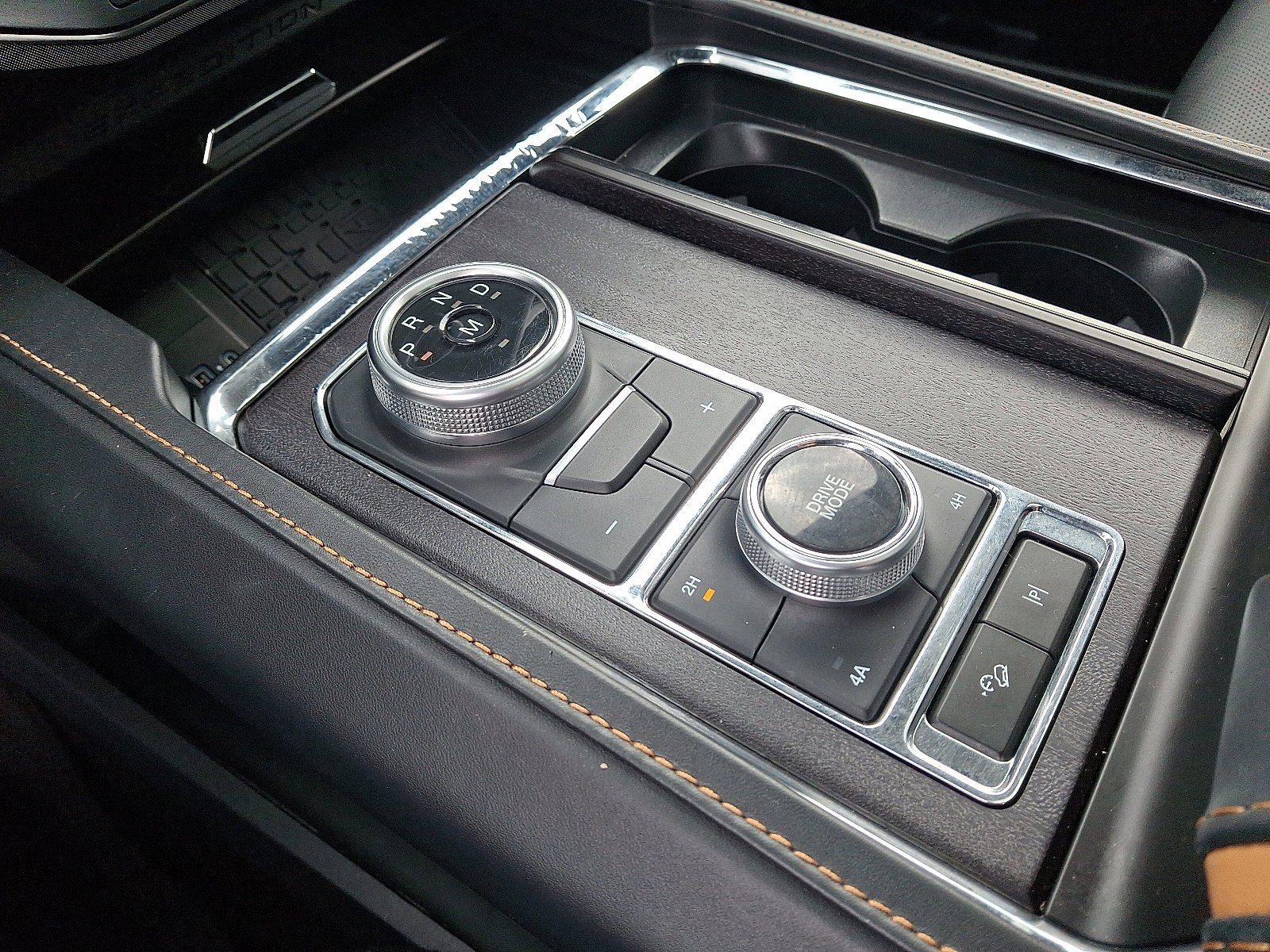 Certified 2022 Ford Expedition Max Platinum image 22