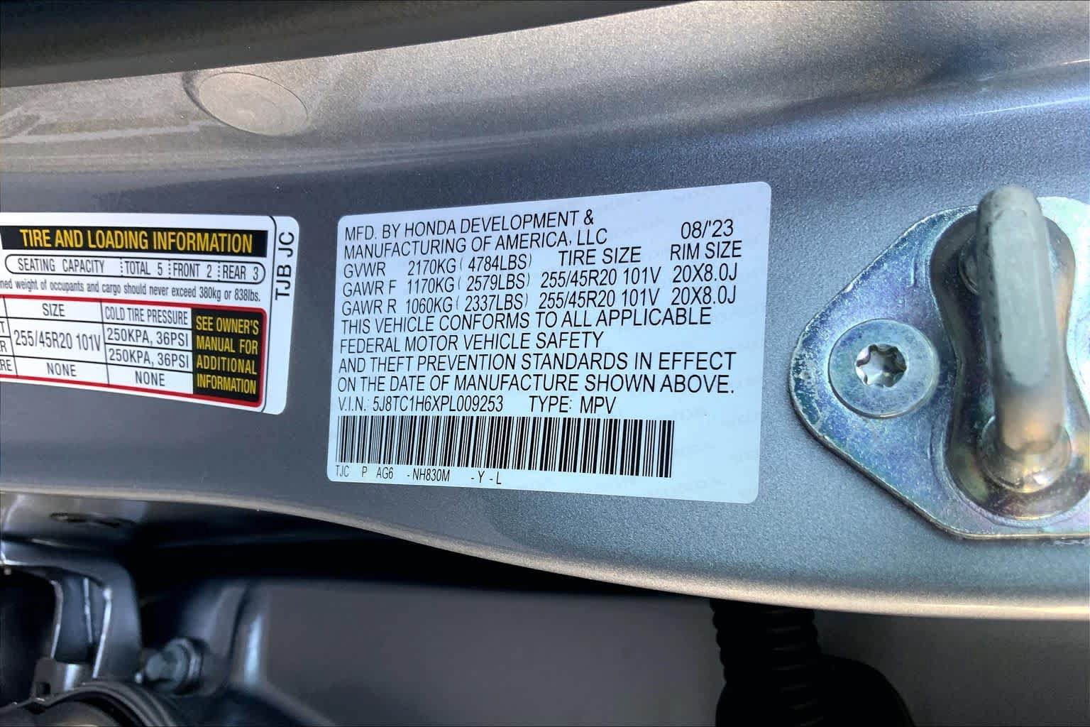 Used 2023 Acura RDX w/ Advance Package FWD image 34