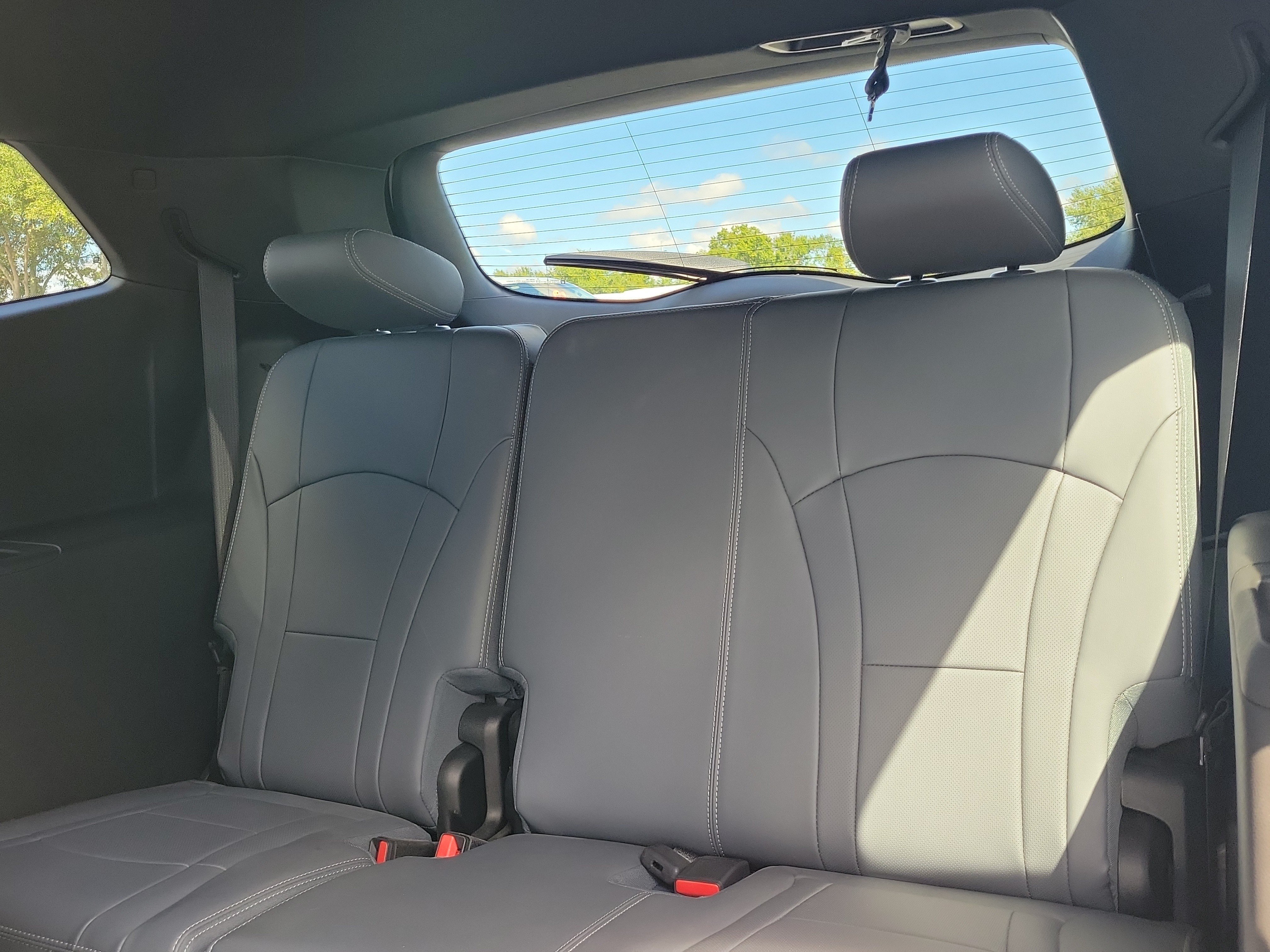 Used 2023 Buick Enclave Essence w/ Experience Buick Package FWD image 13