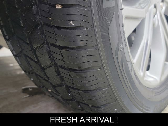 Certified 2023 Ford Explorer XLT w/ Equipment Group 202A AWD/4WD image 11