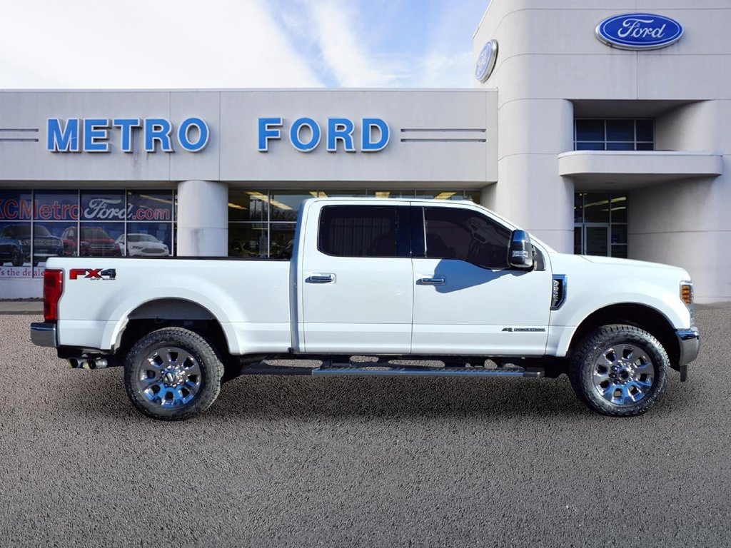 Certified 2019 Ford F250 Lariat w/ Lariat Ultimate Package AWD/4WD image 2