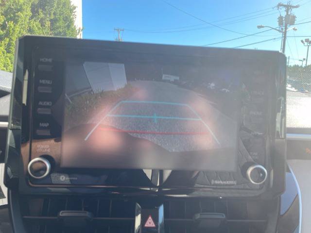 Used 2022 Toyota Corolla LE FWD image 28