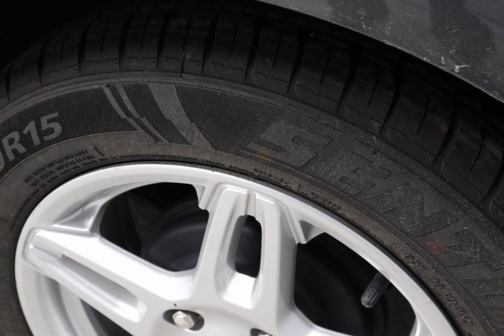 Certified 2019 Ford Fiesta SE image 18