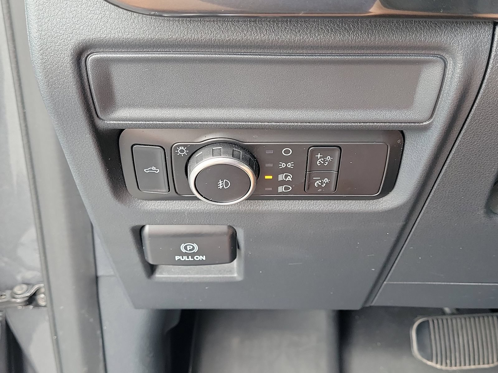 Certified 2024 Ford F150 STX RWD image 28