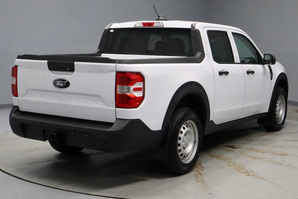 Certified 2025 Ford Maverick XL FWD image 10