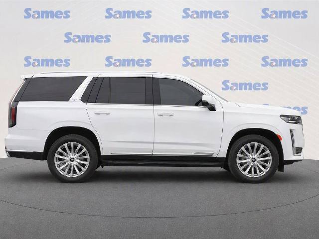 Used 2024 Cadillac Escalade Luxury RWD image 8