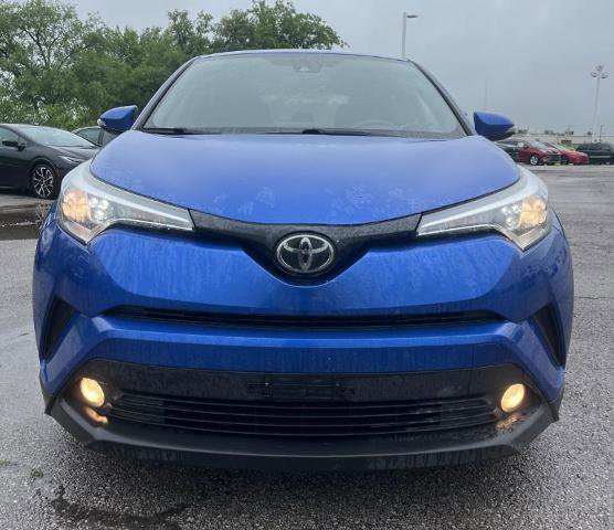 Used 2018 Toyota C-HR XLE FWD image 4