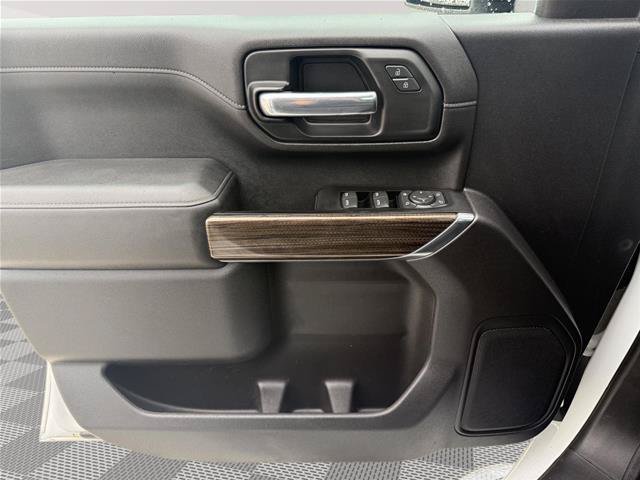 Used 2020 Chevrolet Silverado 2500 LT w/ All Star Edition AWD/4WD image 9