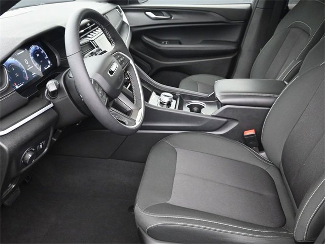 Used 2025 Jeep Grand Cherokee L Laredo w/ Luxury Tech Group I image 10