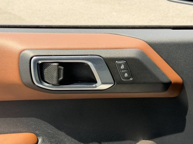 Certified 2022 Ford Bronco Outer Banks AWD/4WD image 27
