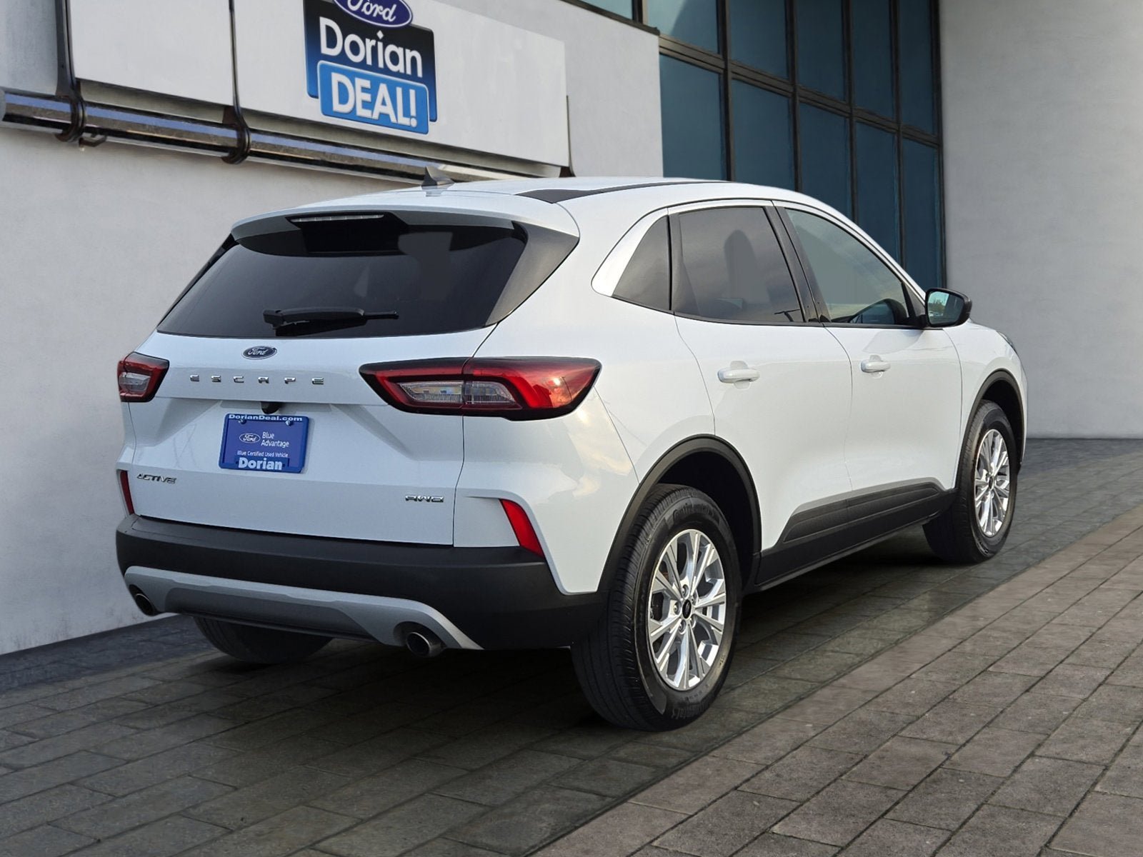 Certified 2023 Ford Escape Active AWD/4WD image 3