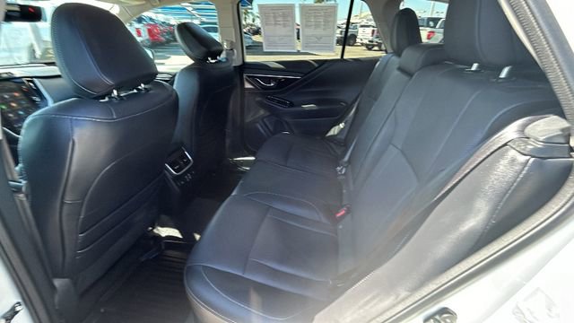 Used 2023 Subaru Outback Limited image 15