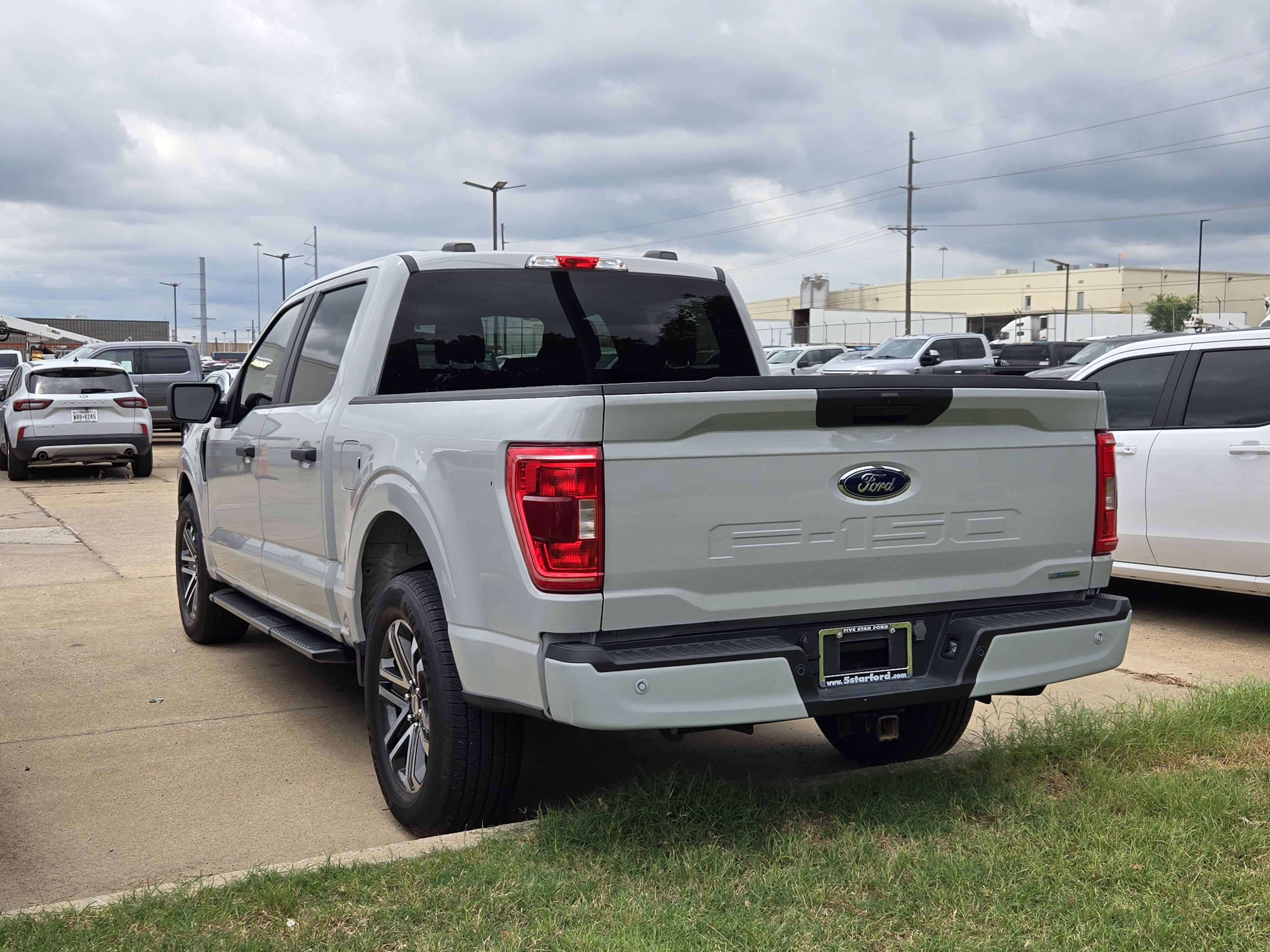 Certified 2023 Ford F150 XL w/ STX Appearance Package RWD image 4