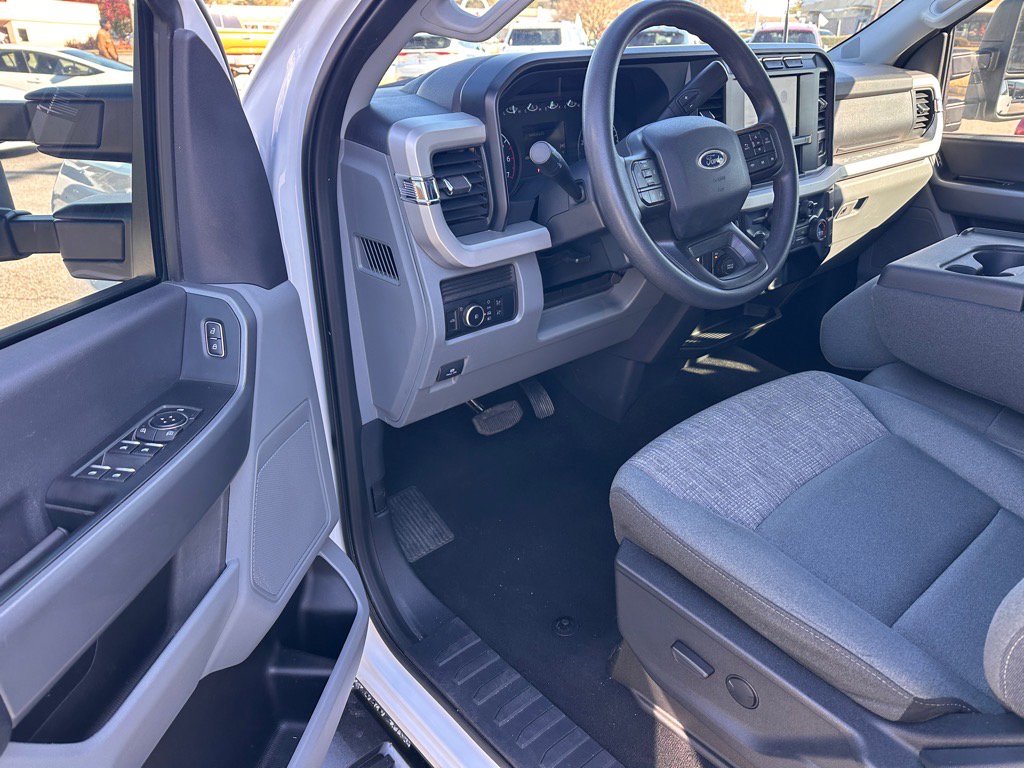 Certified 2024 Ford F250 XLT image 10
