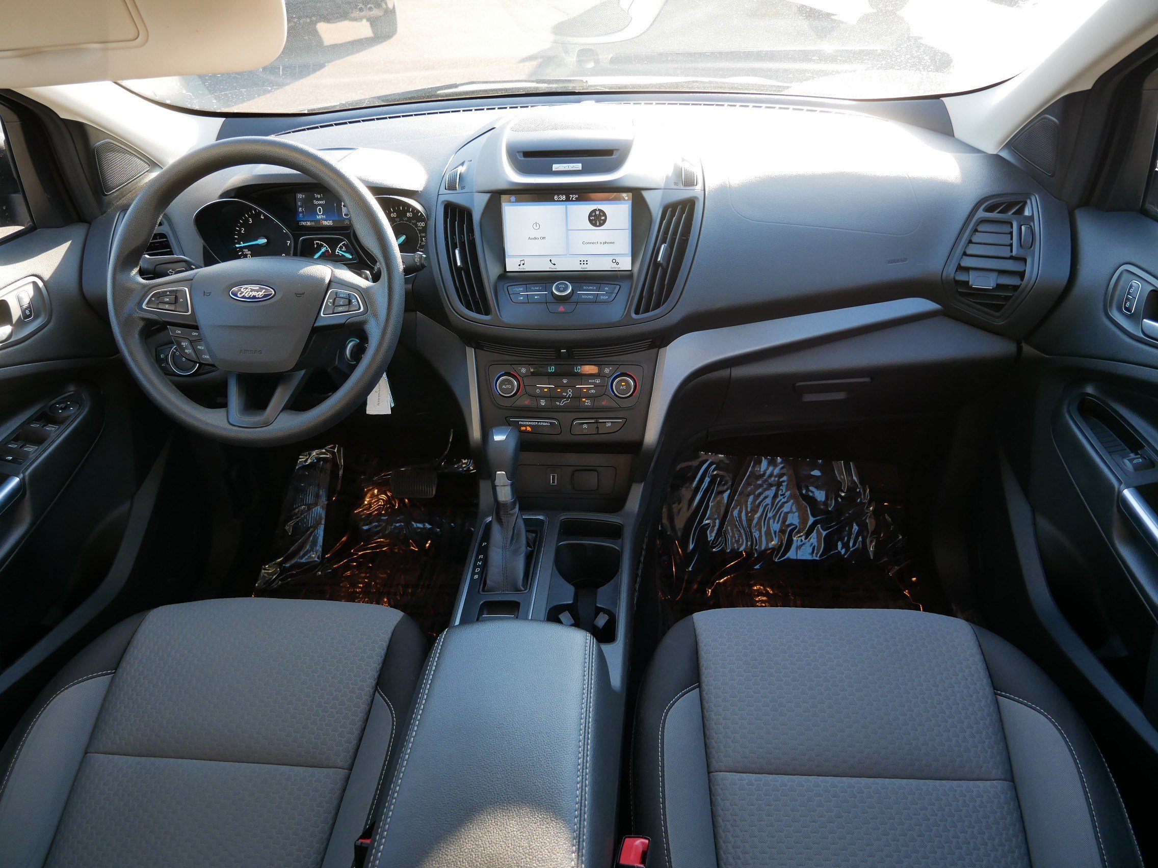 Certified 2017 Ford Escape SE w/ Equipment Group 201A image 10