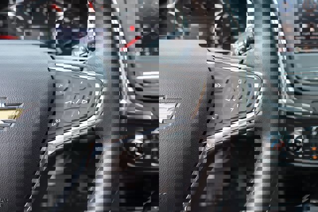 Used 2021 Chevrolet Equinox LT image 26