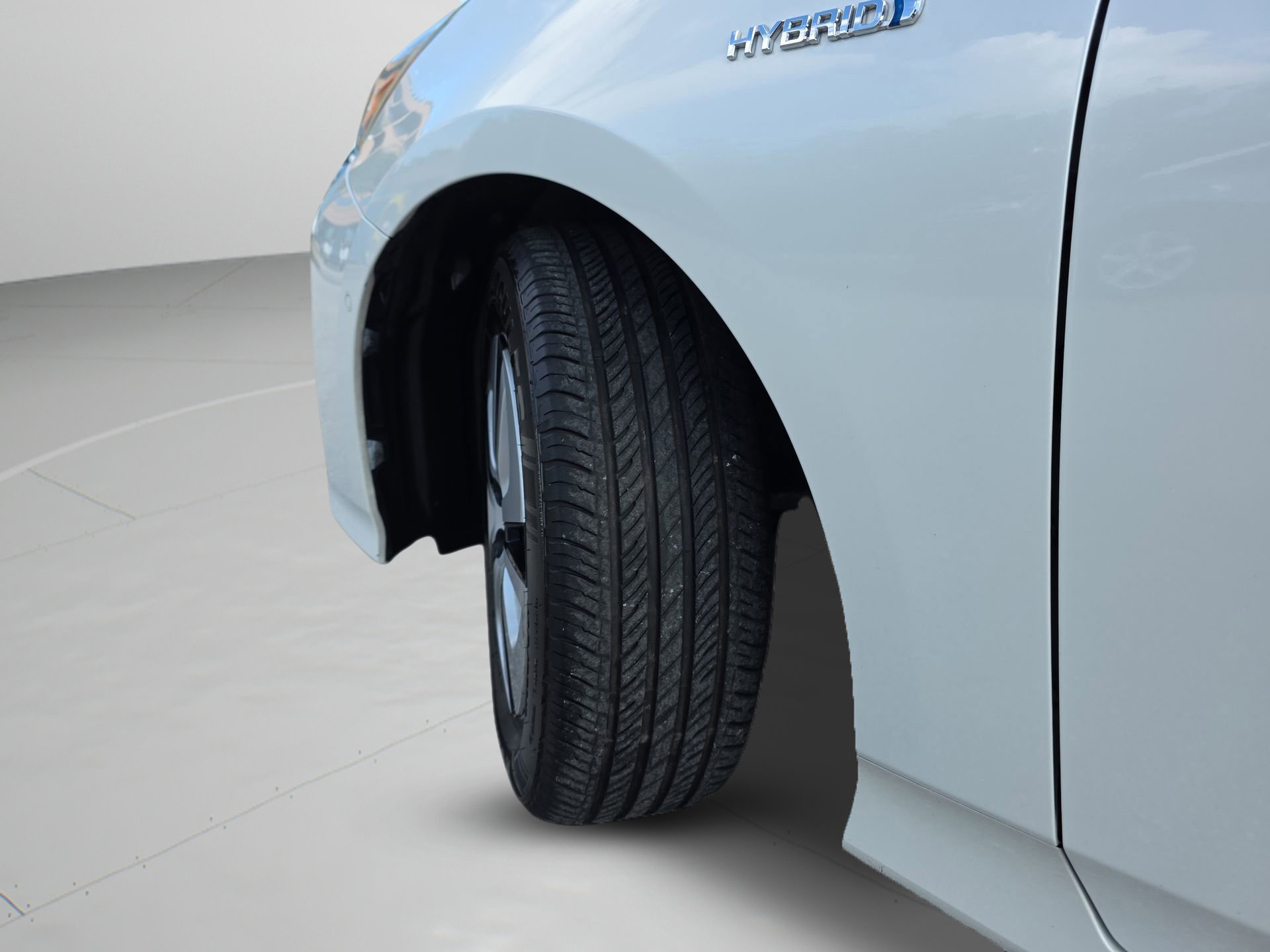 Used 2017 Toyota Prius Four image 60