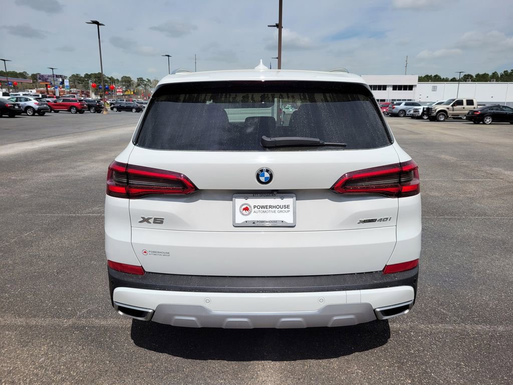 Used 2020 BMW X5 xDrive40i w/ Premium Package image 3