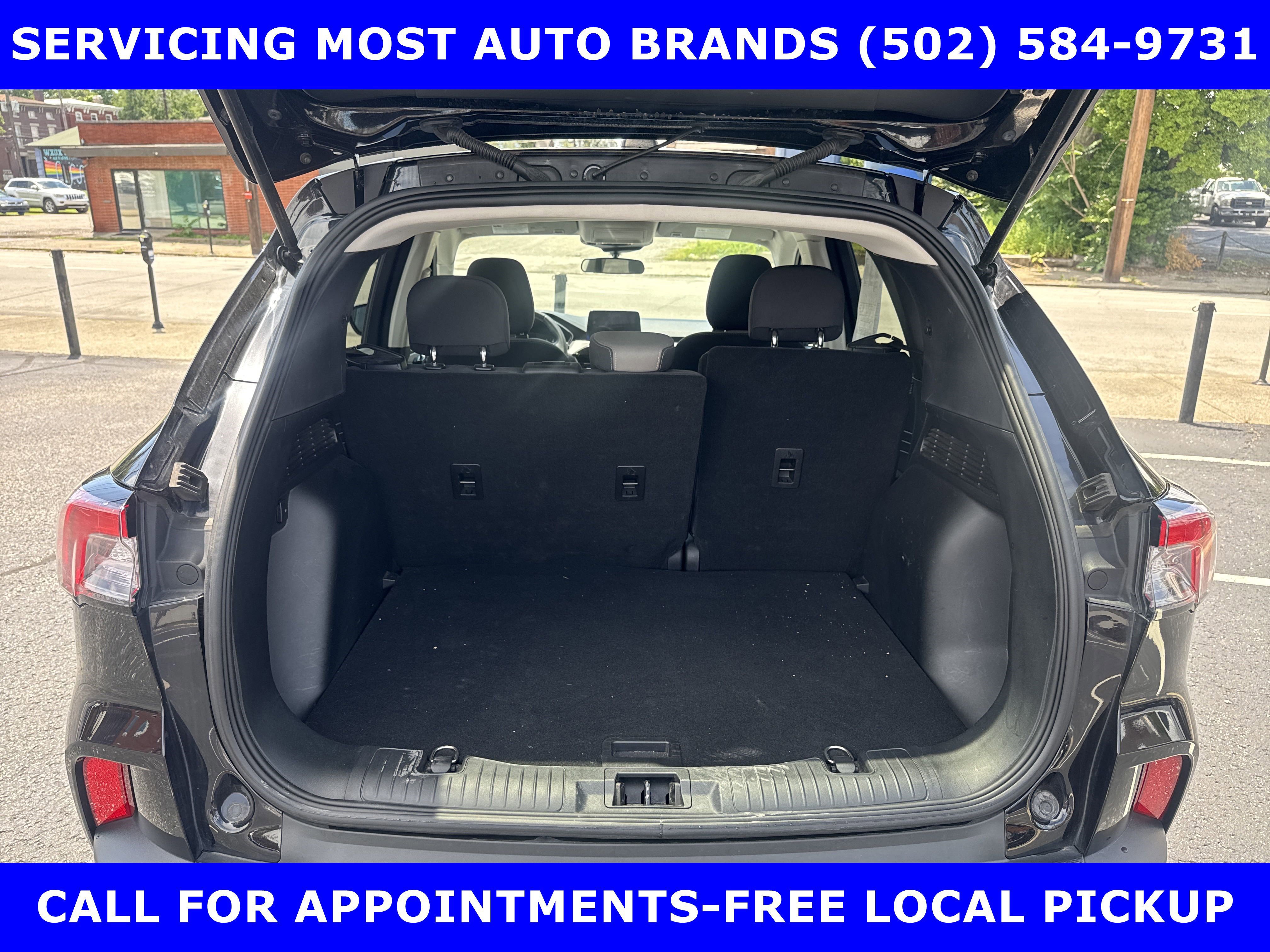 Certified 2022 Ford Escape SE w/ Cold Weather Package image 14