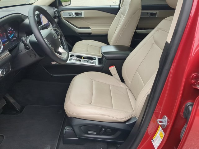 Certified 2022 Ford Explorer Limited w/ Equipment Group 301A AWD/4WD image 16
