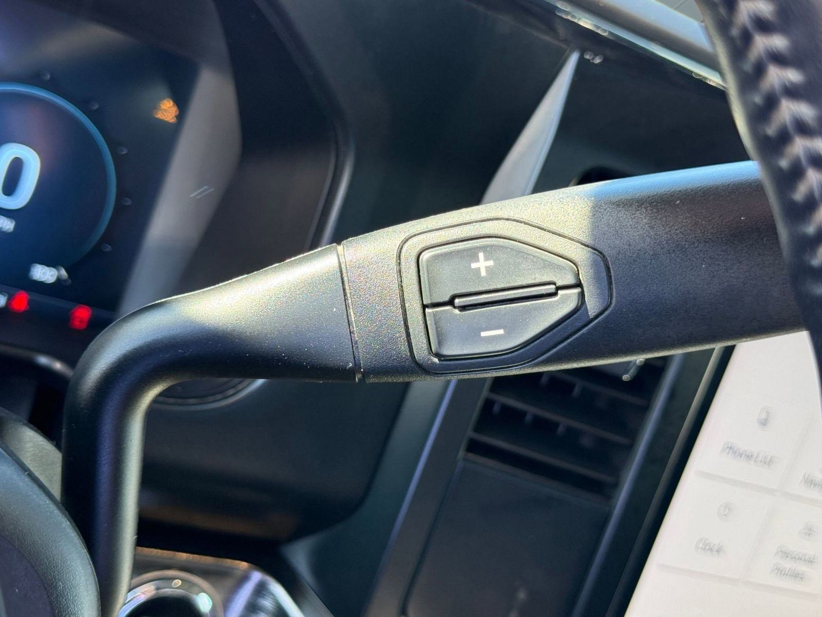 Certified 2023 Ford F250 Lariat w/ FX4 Off-Road Package image 23