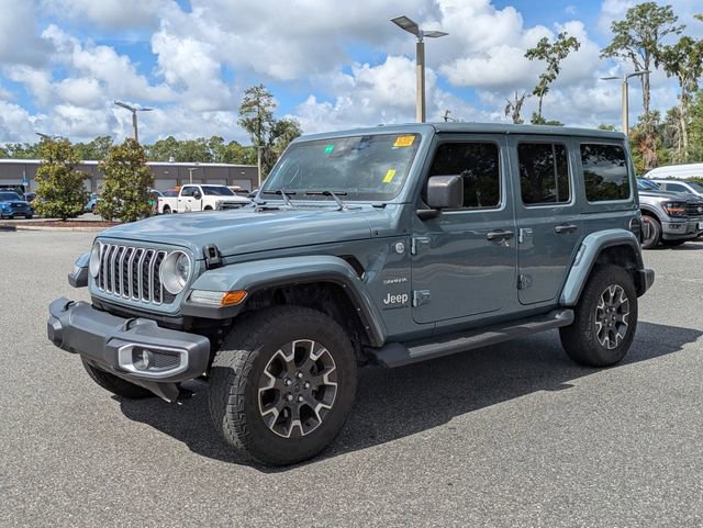 Used 2024 Jeep Wrangler Unlimited Sahara AWD/4WD image 7