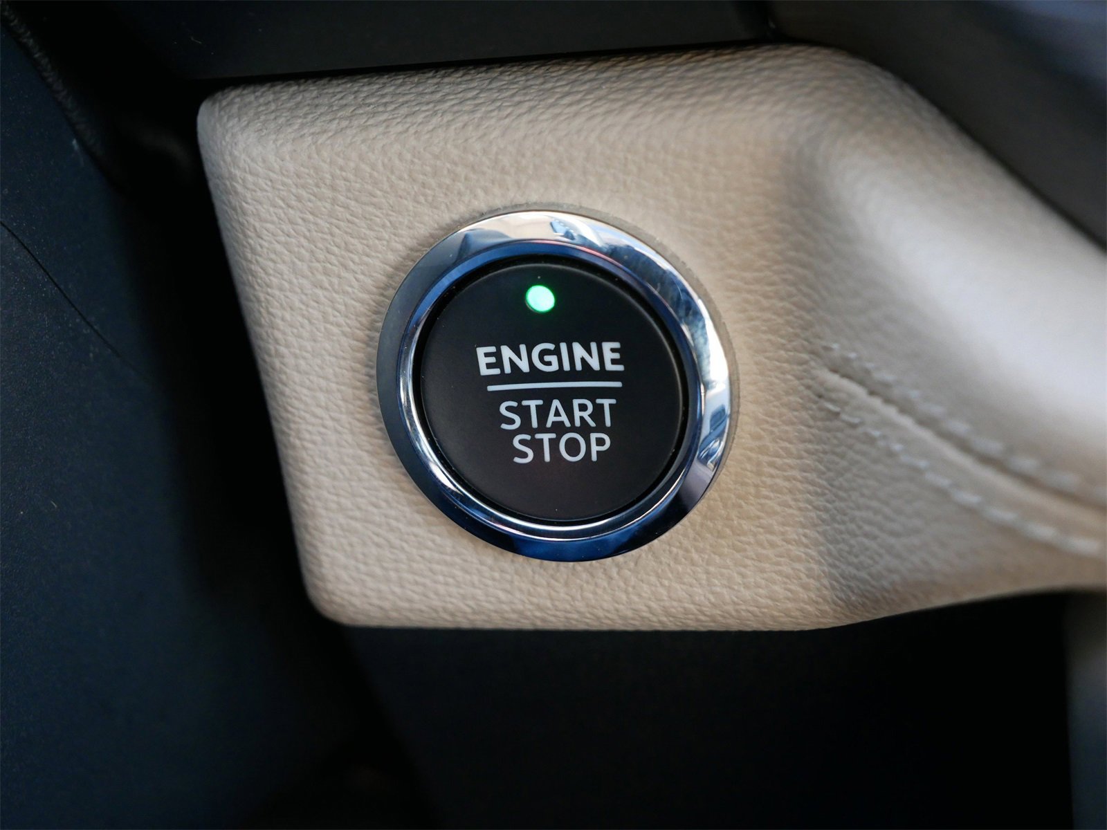 Certified 2024 Ford Expedition Limited image 29