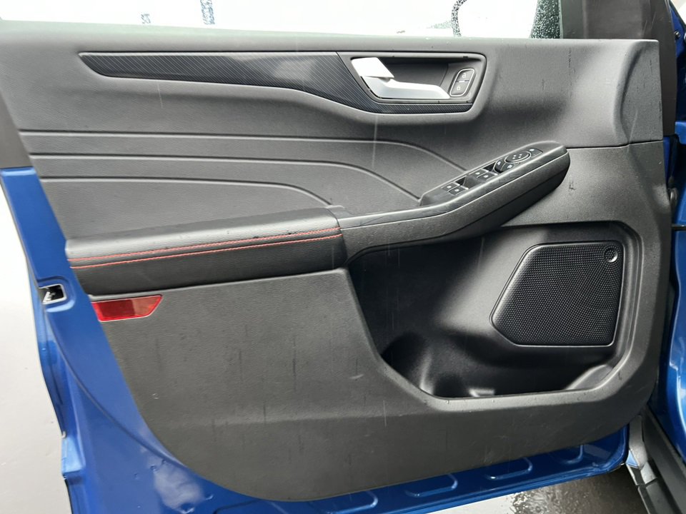 Certified 2023 Ford Escape ST-Line w/ Tech Pack #1 image 13