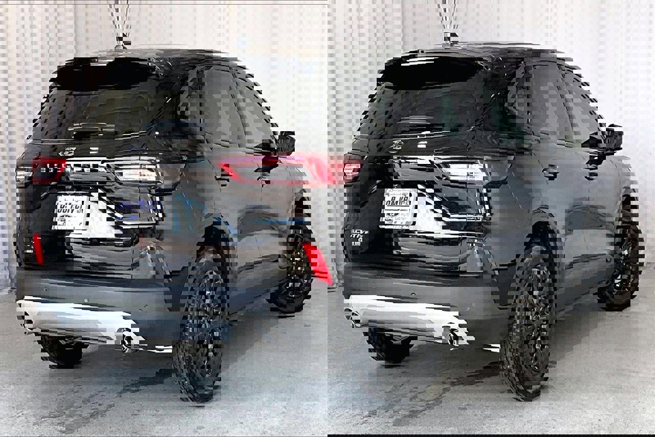 Certified 2025 Ford Escape Active w/ Tech Pack #1 image 13