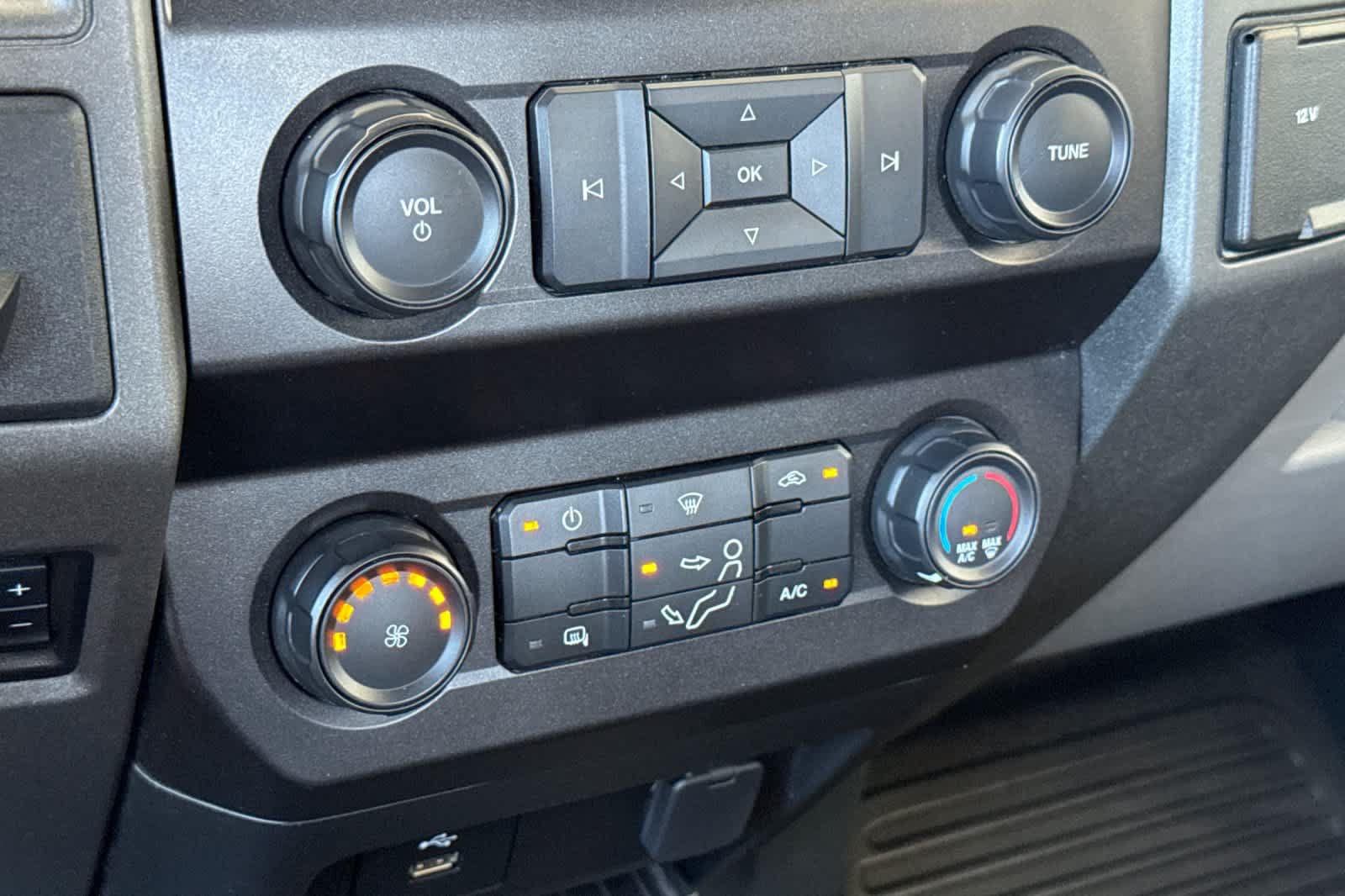 Certified 2022 Ford F250 XL w/ STX Appearance Package RWD image 21