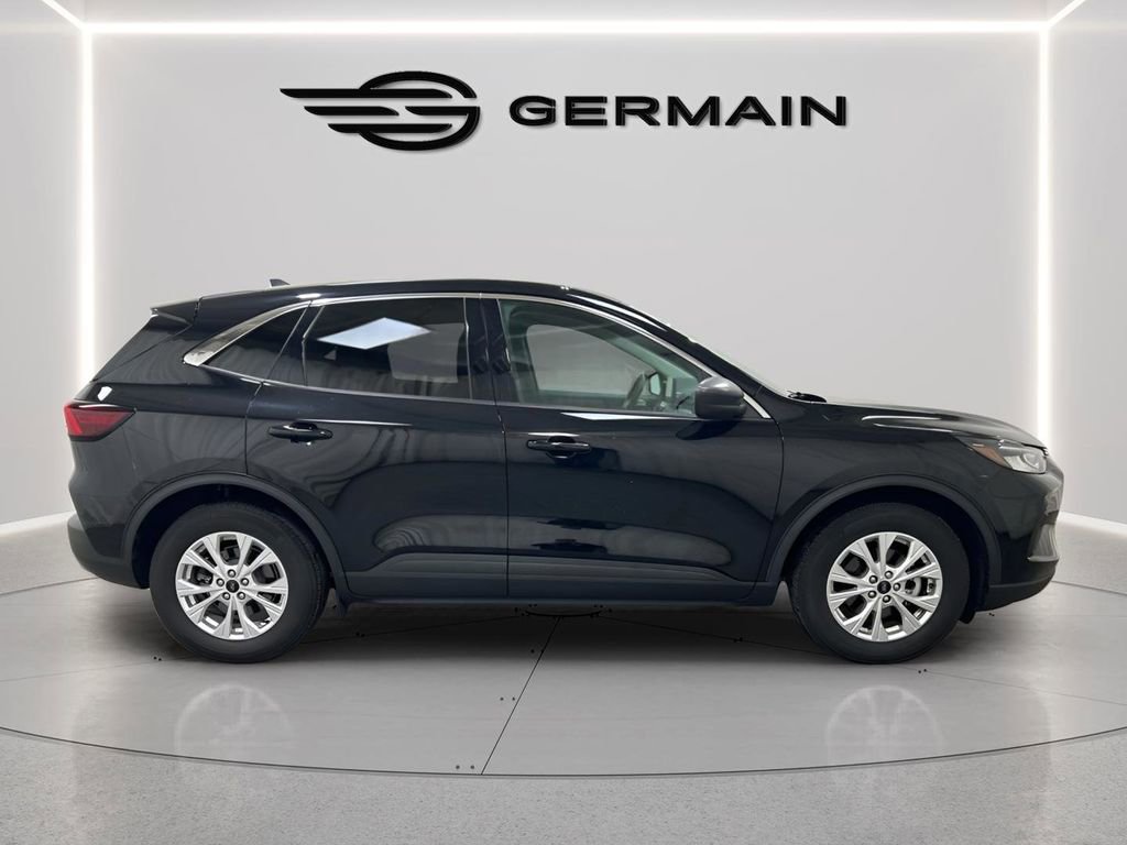 Certified 2024 Ford Escape Active w/ Cold Weather Package FWD image 9