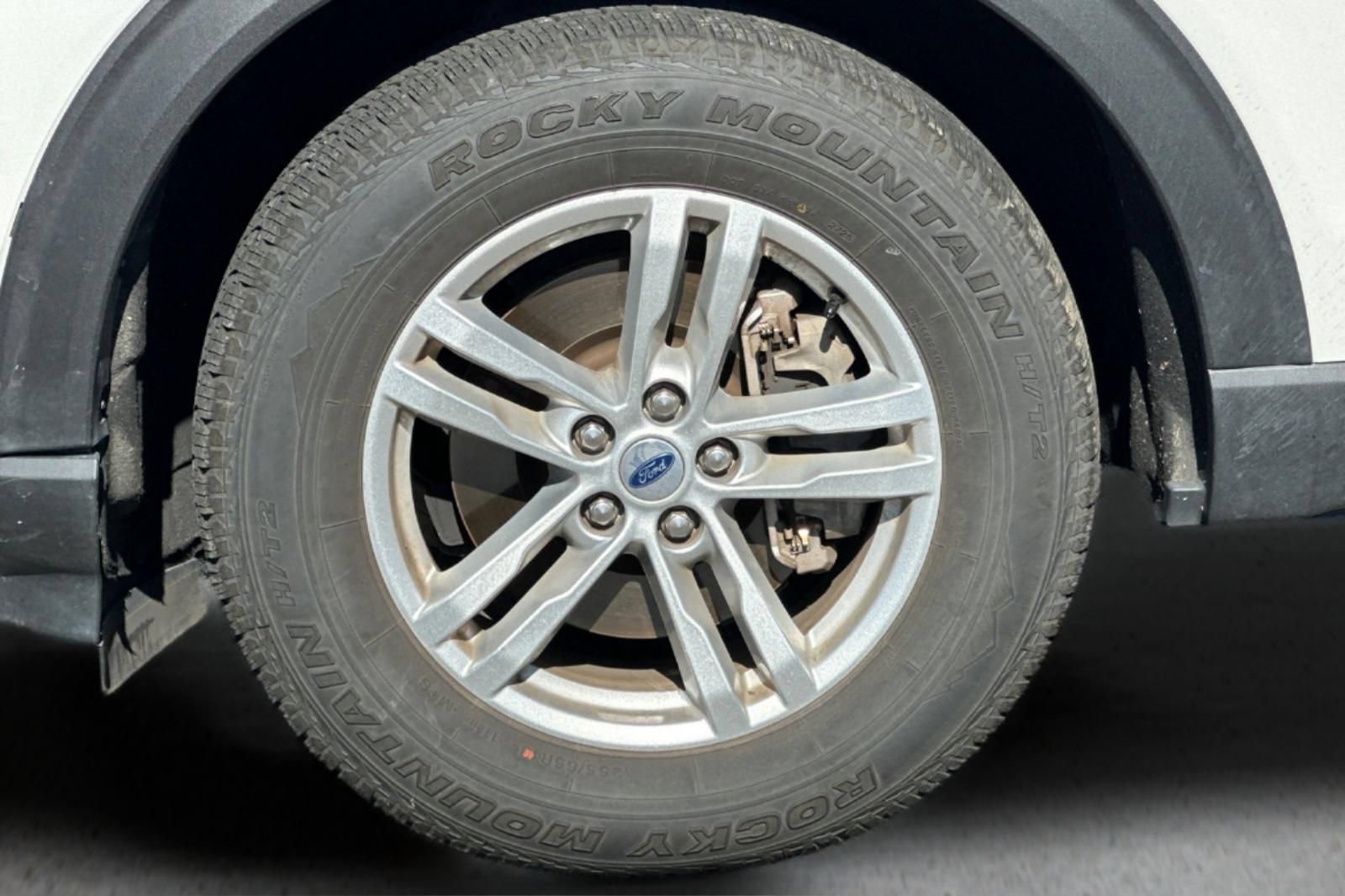 Certified 2023 Ford Explorer XLT AWD/4WD image 24