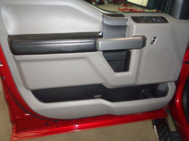 Certified 2016 Ford F150 XLT w/ Equipment Group 302A Luxury image 9