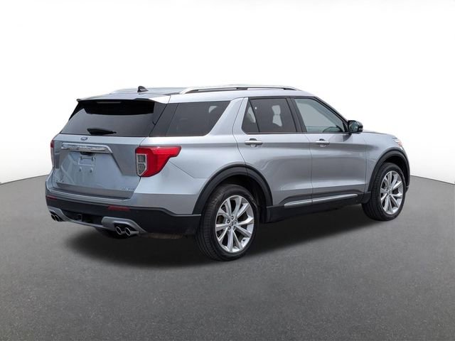 Certified 2024 Ford Explorer Platinum w/ Technology Package AWD/4WD image 3