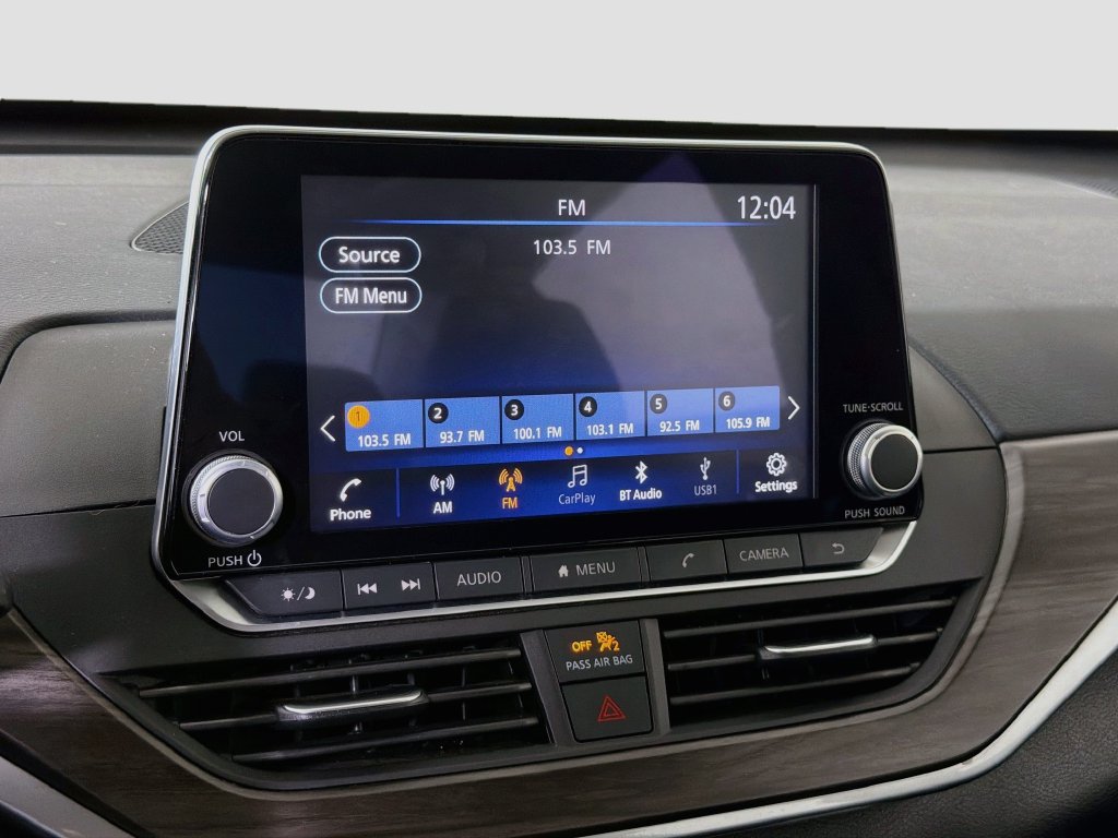 Used 2025 Nissan Altima 2.5 SV FWD image 17