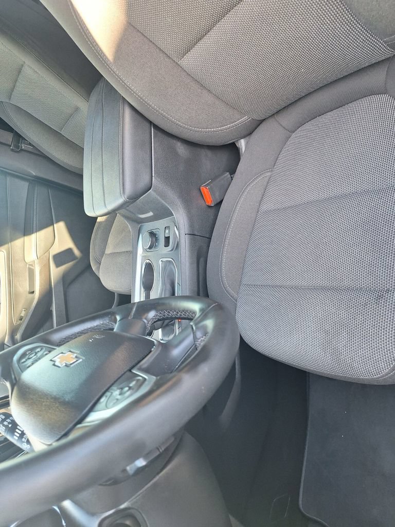 Used 2023 Chevrolet Traverse LT FWD image 18