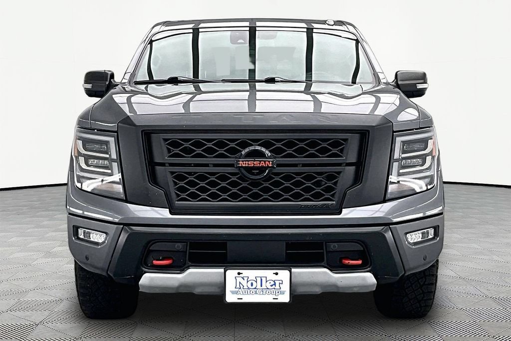 Used 2021 Nissan Titan PRO-4X w/ Pro-4x Convenience Package AWD/4WD image 3