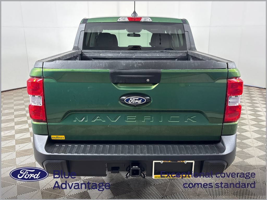 Certified 2025 Ford Maverick XL FWD image 13