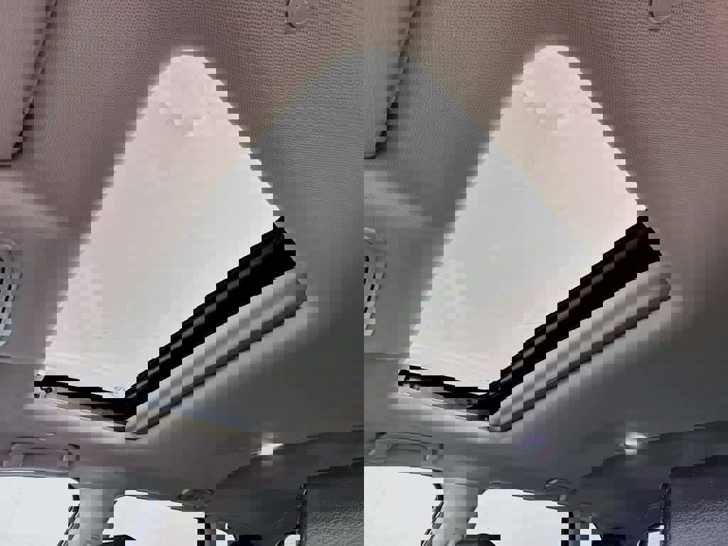 Used 2025 Honda CR-V EX-L image 31