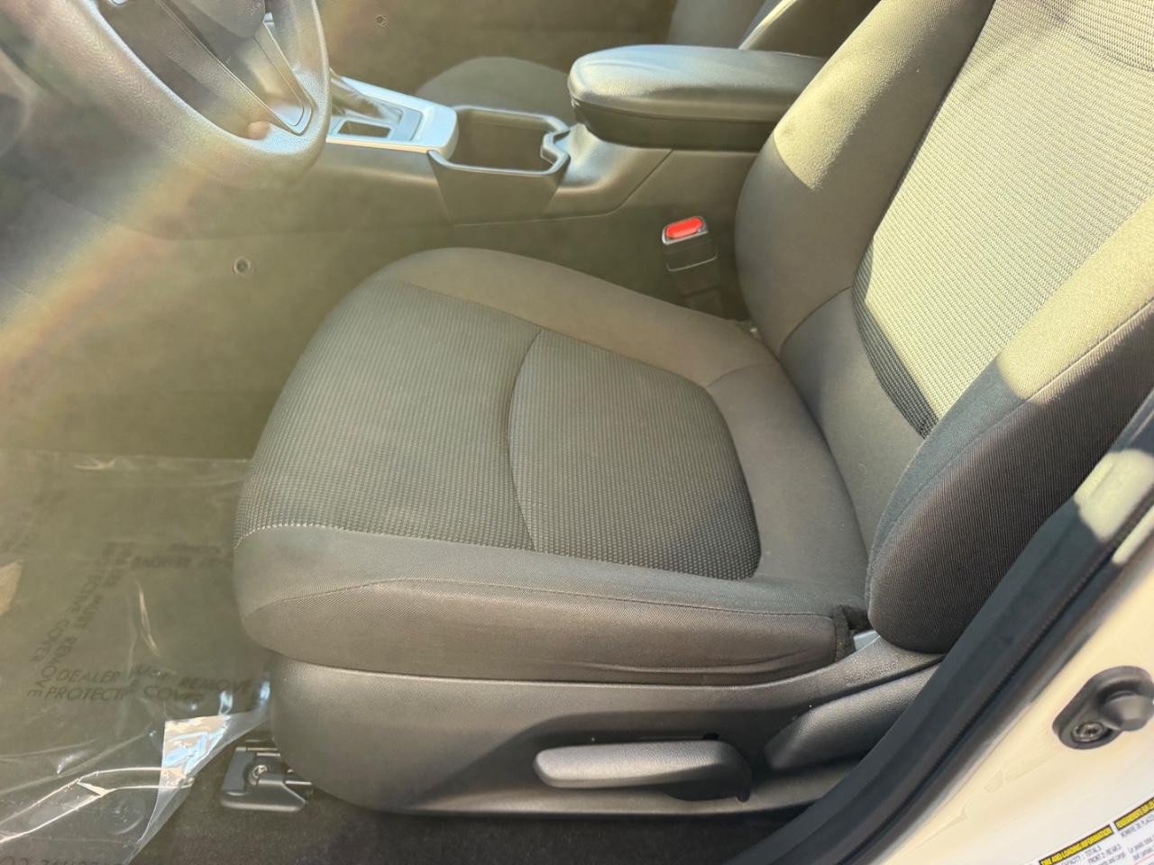 Used 2025 Toyota RAV4 LE AWD/4WD image 19