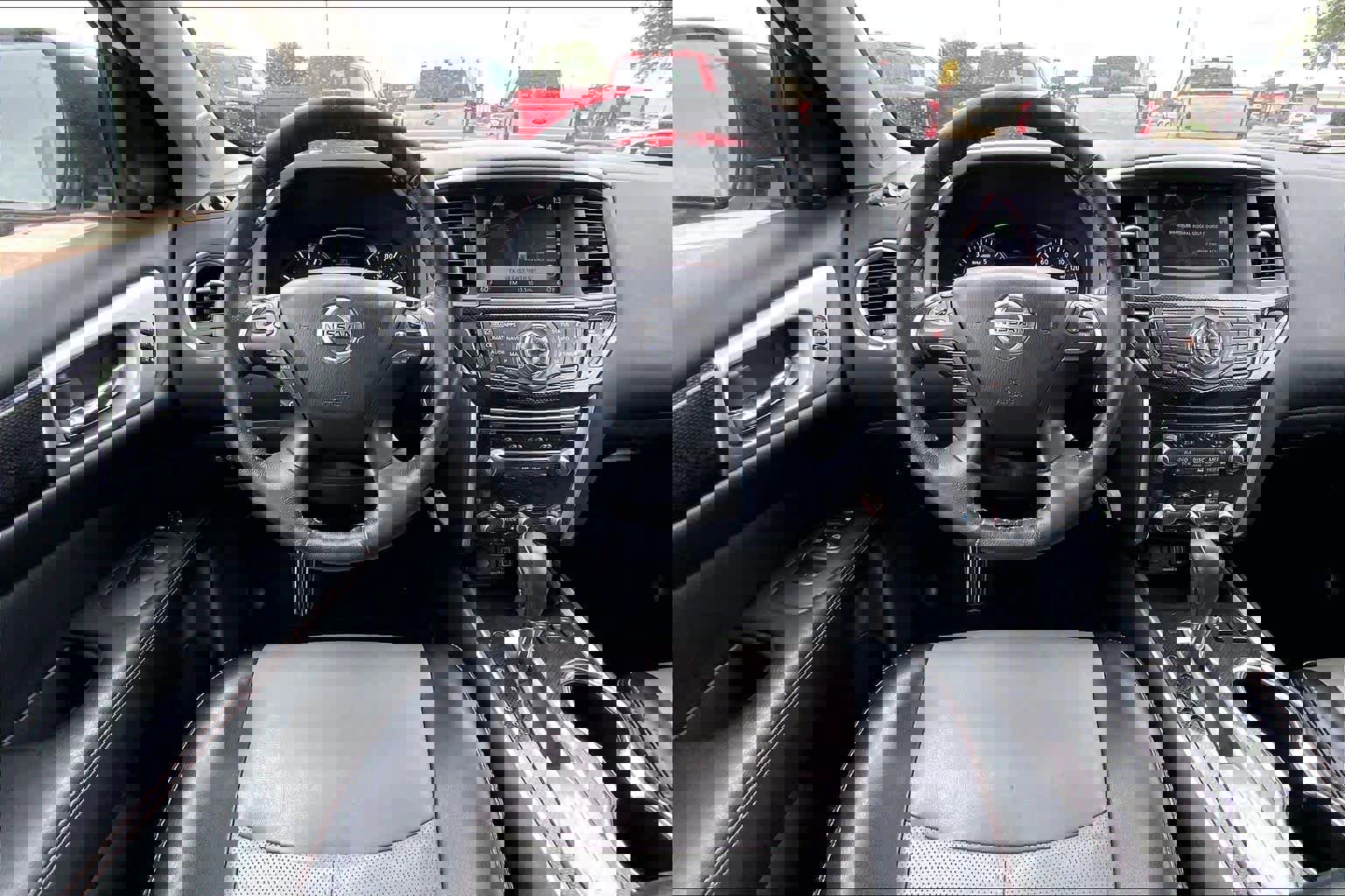 Used 2020 Nissan Pathfinder SL image 8