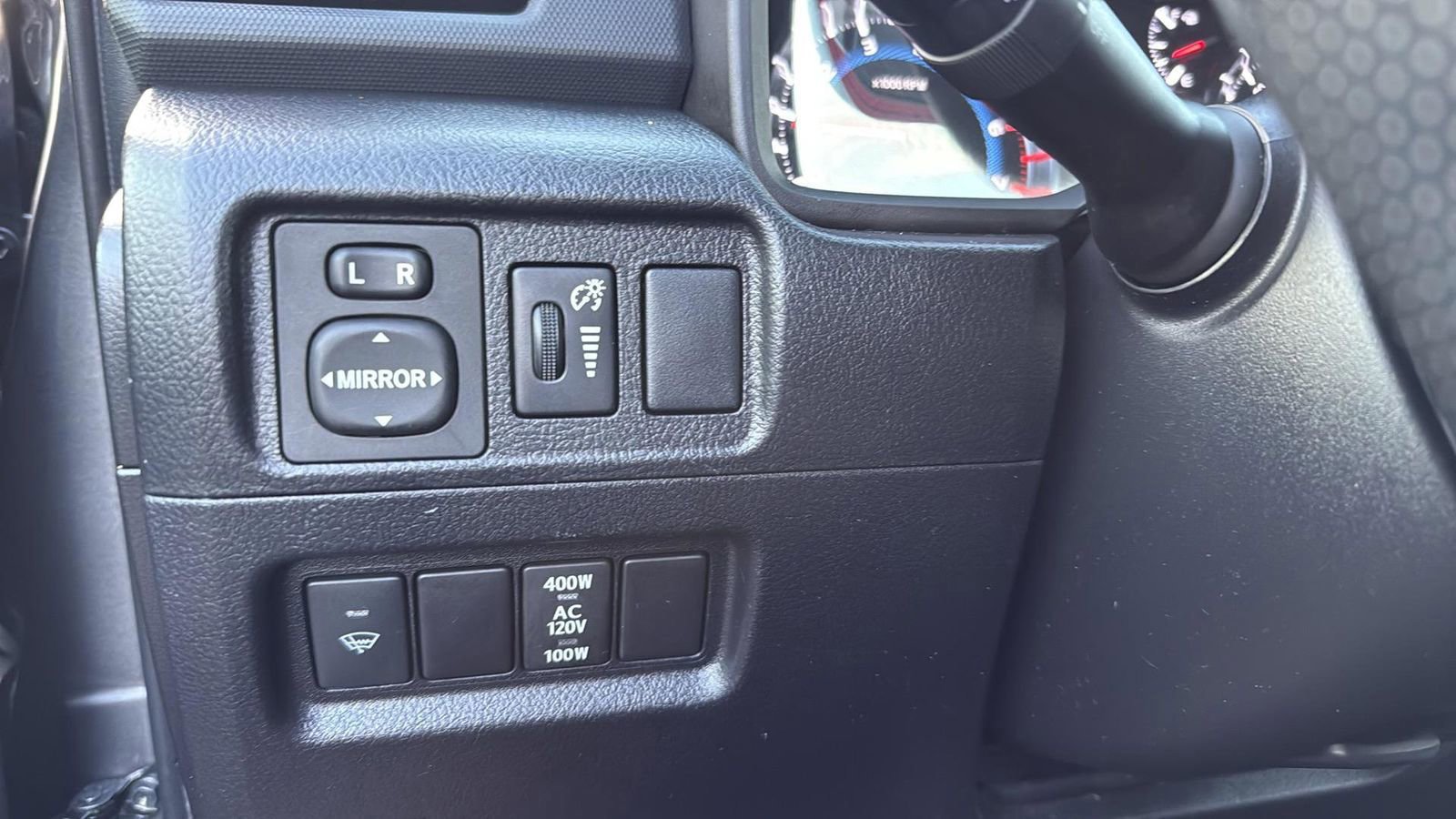 Used 2017 Toyota 4Runner SR5 Premium image 18