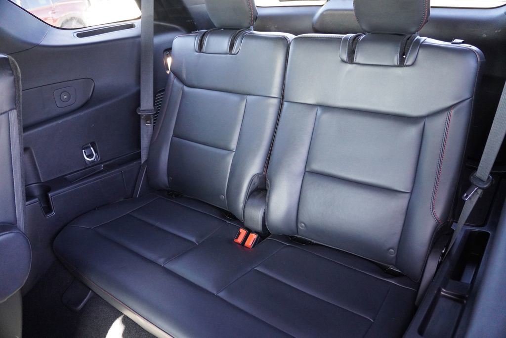 Certified 2025 Ford Explorer ST-Line AWD/4WD image 18