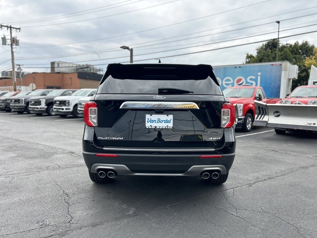 Certified 2022 Ford Explorer Platinum w/ Equipment Group 601A image 4